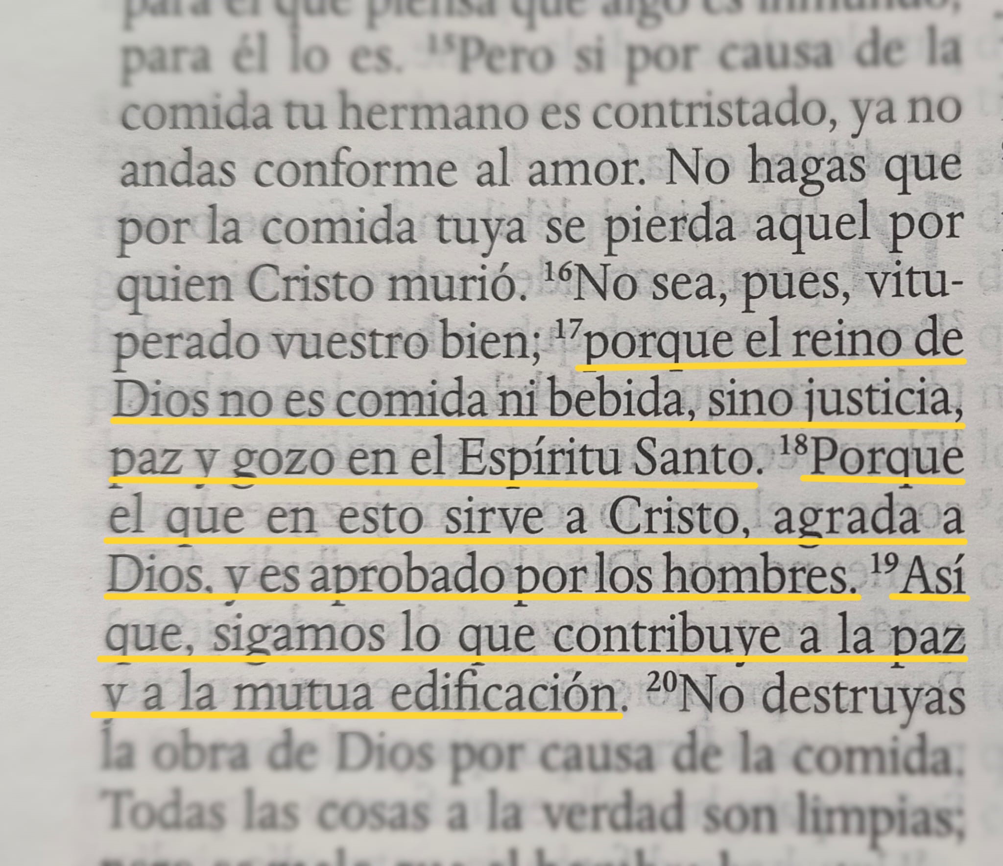LOS FAROS DE LA VIDA. Romanos 14:17-19 Porque el reino de Dios no es comida ni bebida, sino justicia, paz y gozo en el Espíritu Santo. Porque el que en esto sirve a Cristo, agrada a Dios y es aprobado por los hombres. Así que, sigamos lo que contribuye a la paz y a la mutua edificación.